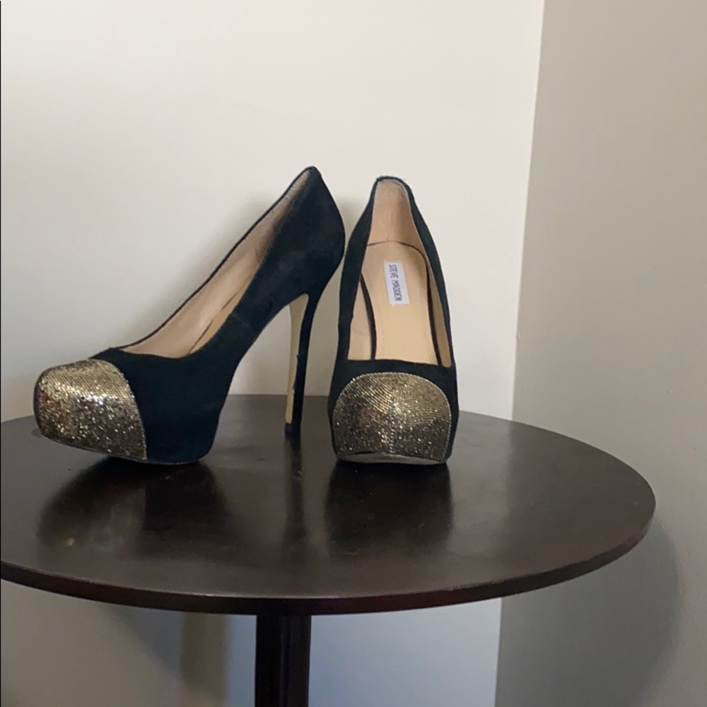 Sexy Steve Madden size 11 platform pumps